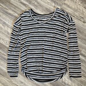 American Eagle Soft and Sexy Plush Long Sleeve